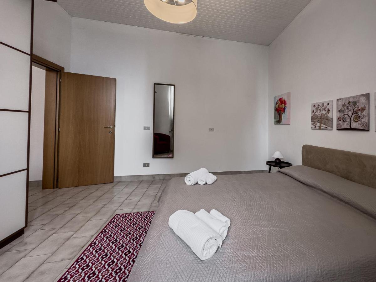 Realkasa Carracci Apartment Болоня Екстериор снимка