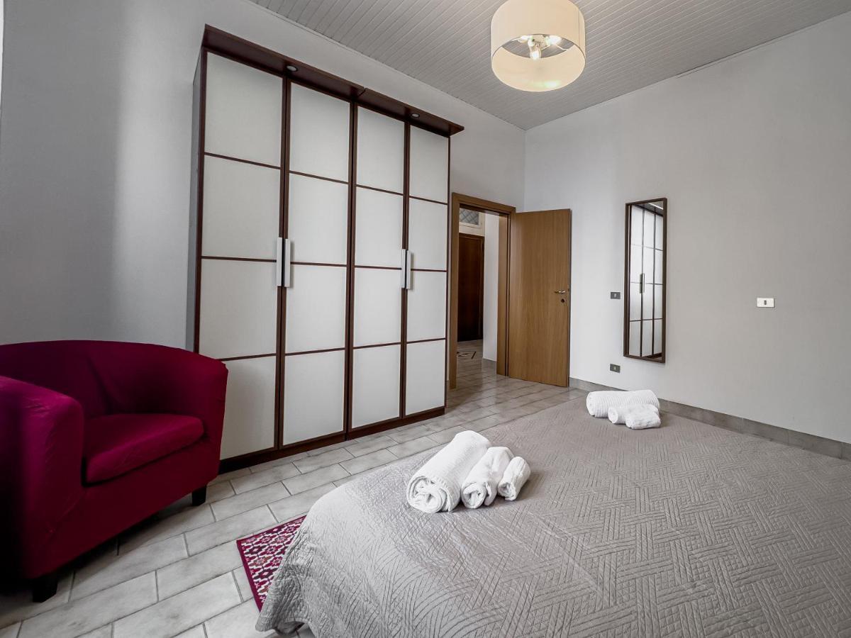 Realkasa Carracci Apartment Болоня Екстериор снимка
